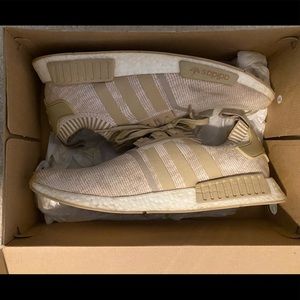 Tan Adidas Boost